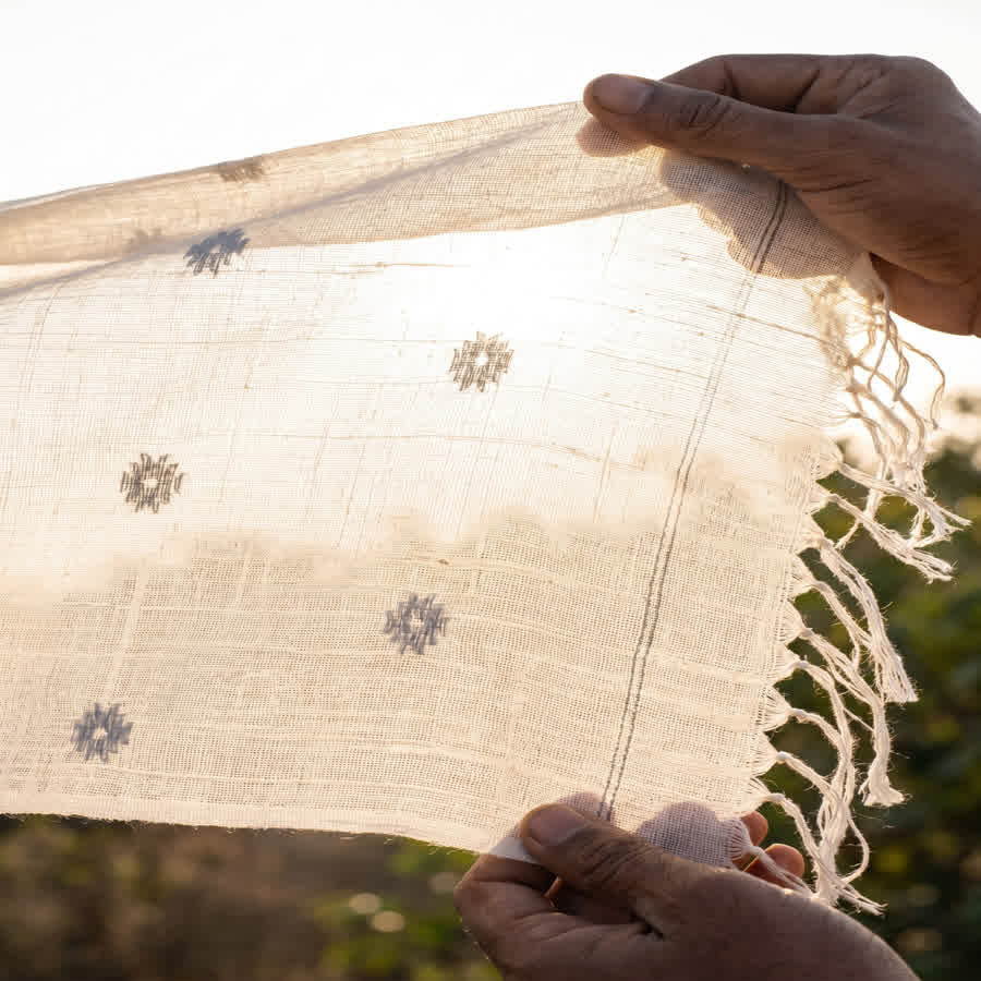 Visualizing Drape and Texture in Handwoven Khadi Fabric — Anuprerna handloom