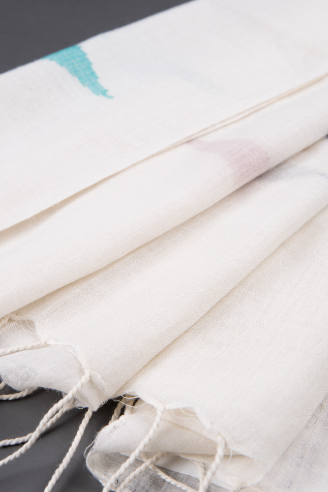 GEOMETRIC WHITE JAMDANI HANDWOVEN PURE COTTON SCARF 126