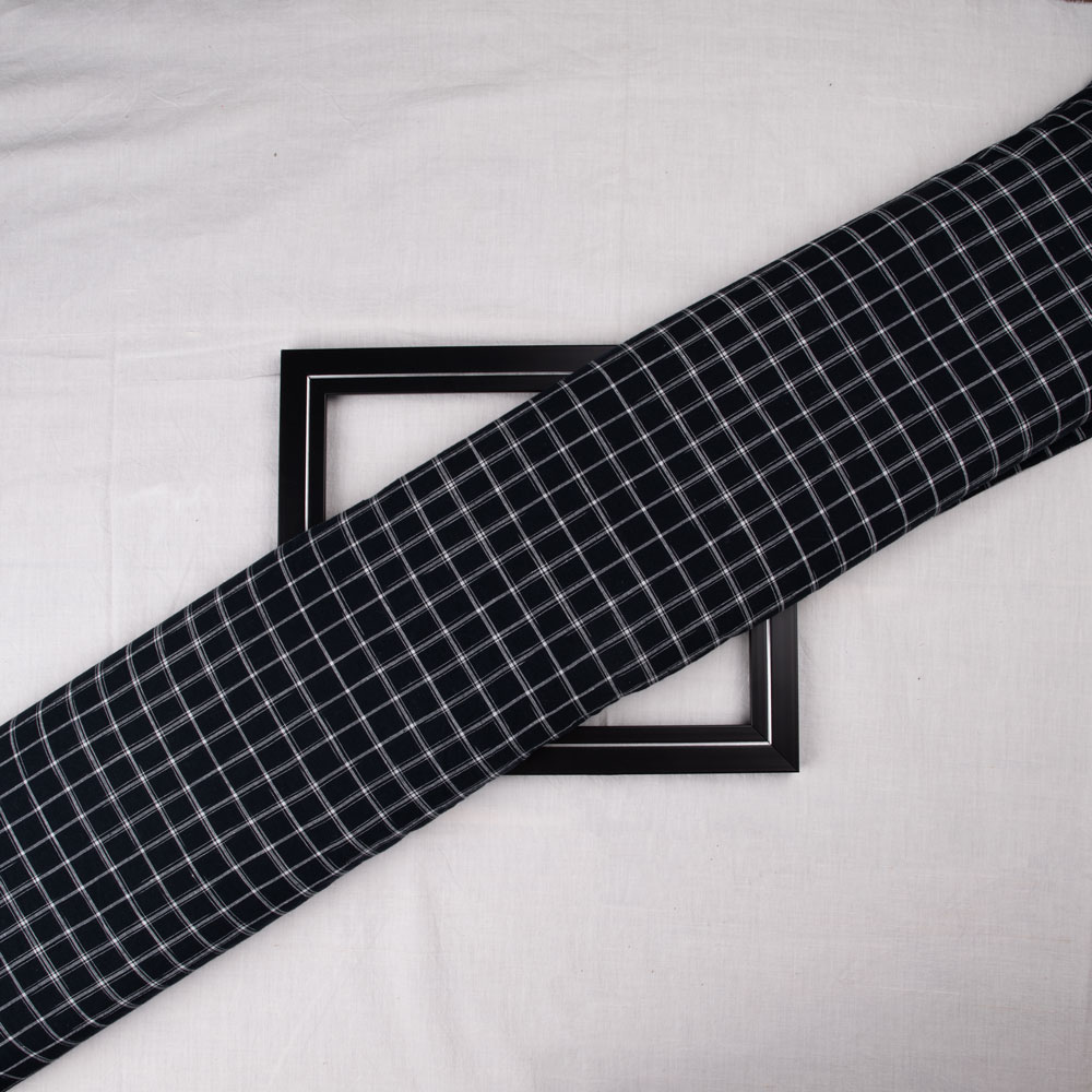 Pure cotton fabric with tie-dye in a check pattern