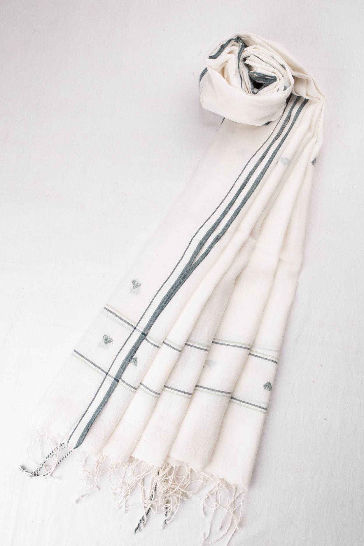 HANDWOVEN WHITE SCARF 92