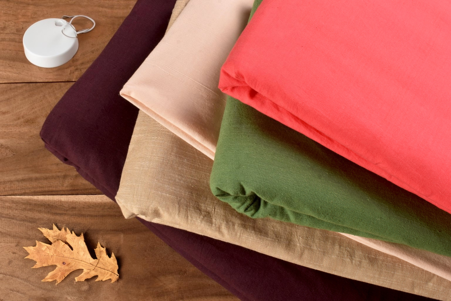 Top 10 reasons to choose Anuprerna for sourcing wholesale fabric online?
