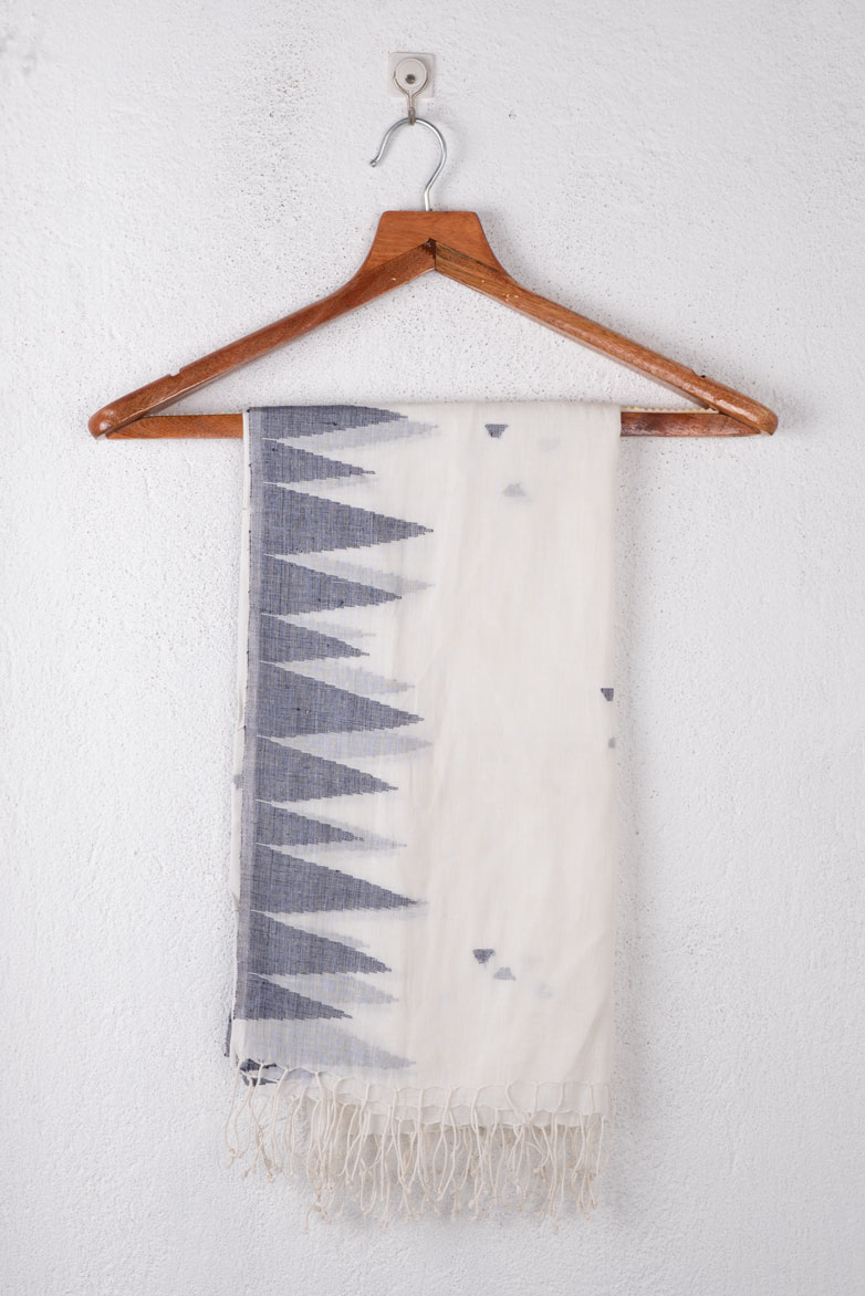 Handwoven White Scarf 106