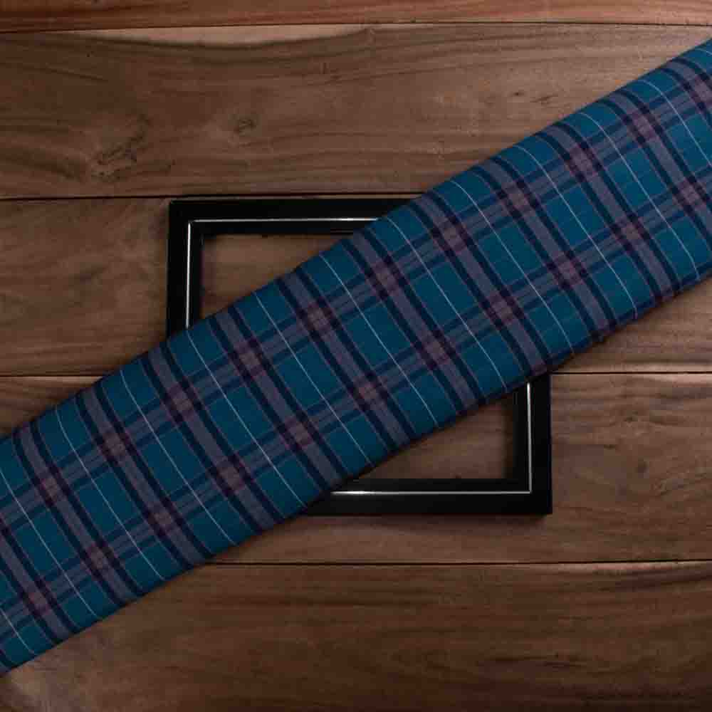 Check Multicolor Pure Cotton 100 GSM Handwoven Fabric 596