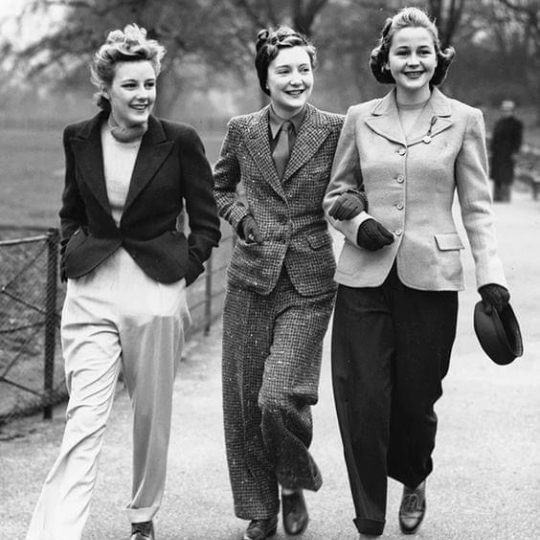 Clothing Fashion During World War 2