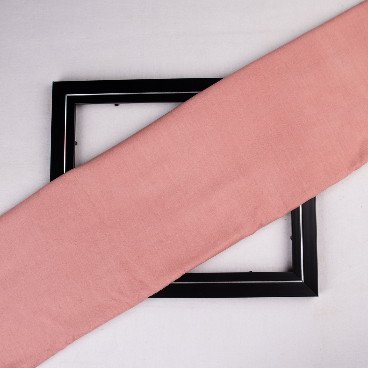 PLAIN LIGHT DUSTY PINK NATURAL MADDER DYED 115 GSM HANDWOVEN COTTON FABRIC