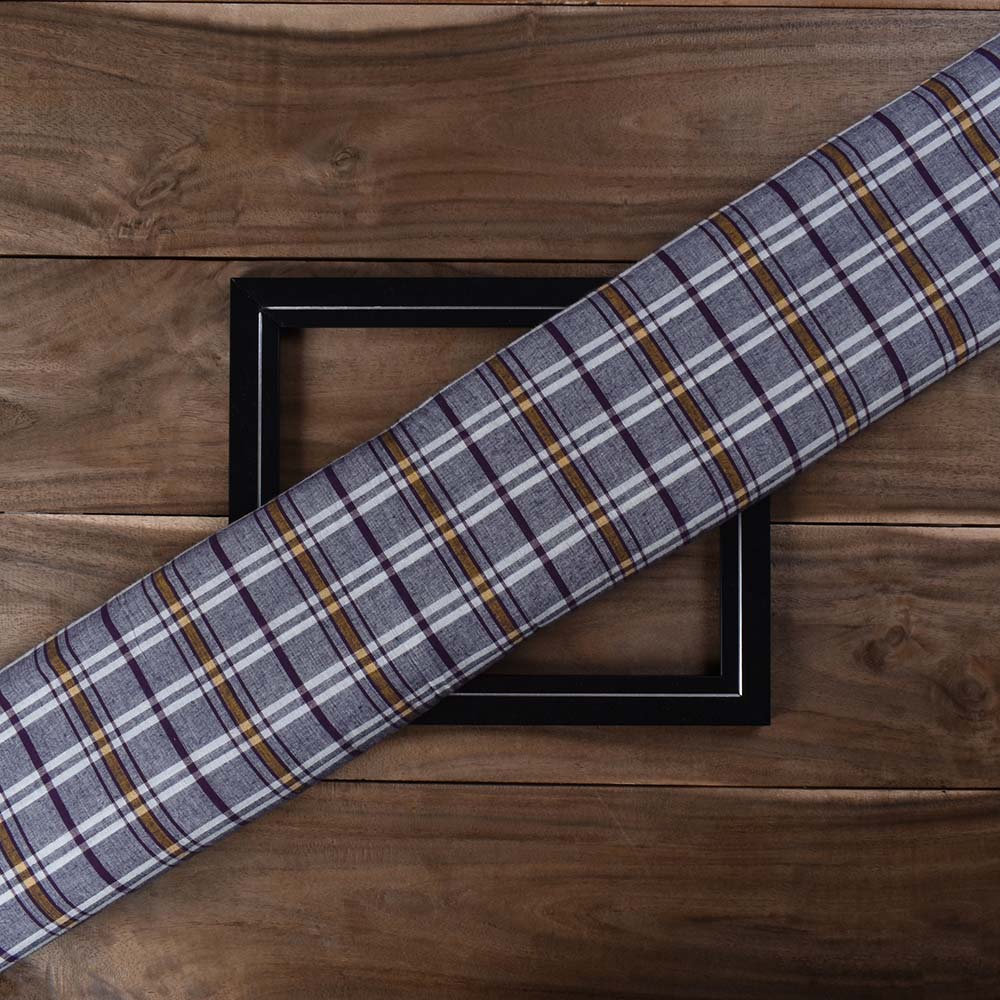 Check Multicolor Pure Cotton 98 GSM Handwoven Fabric 522