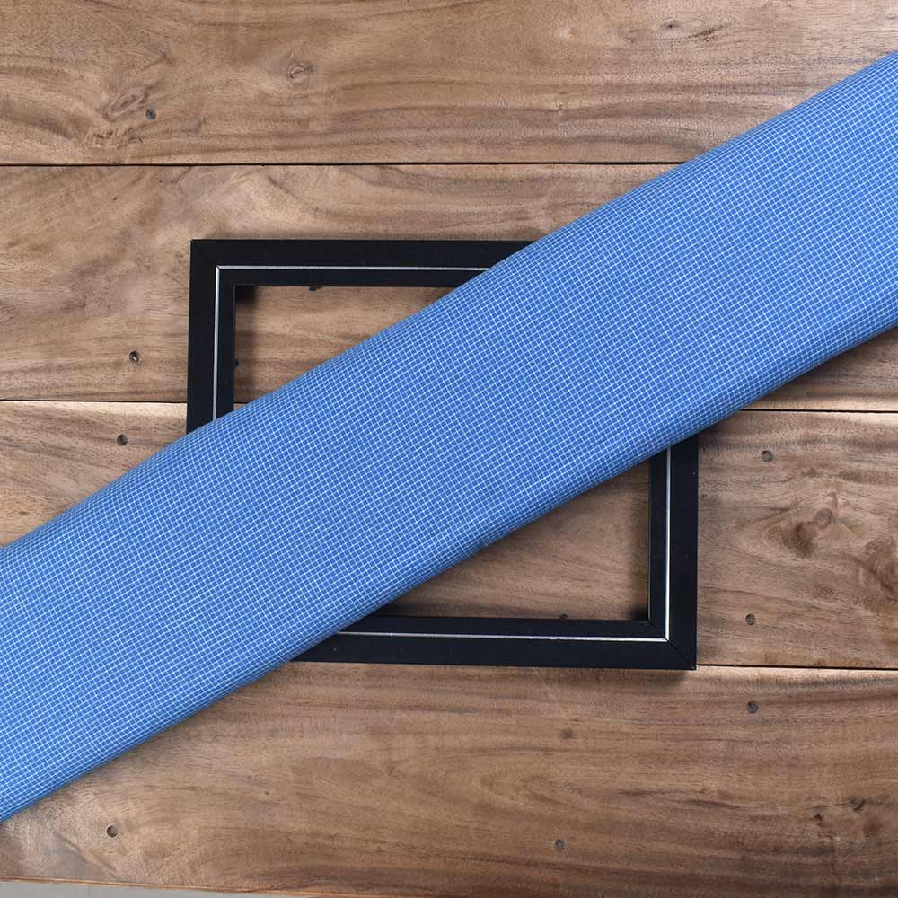 Check Blue & White Pure Cotton 94 GSM Handwoven Fabric 187a
