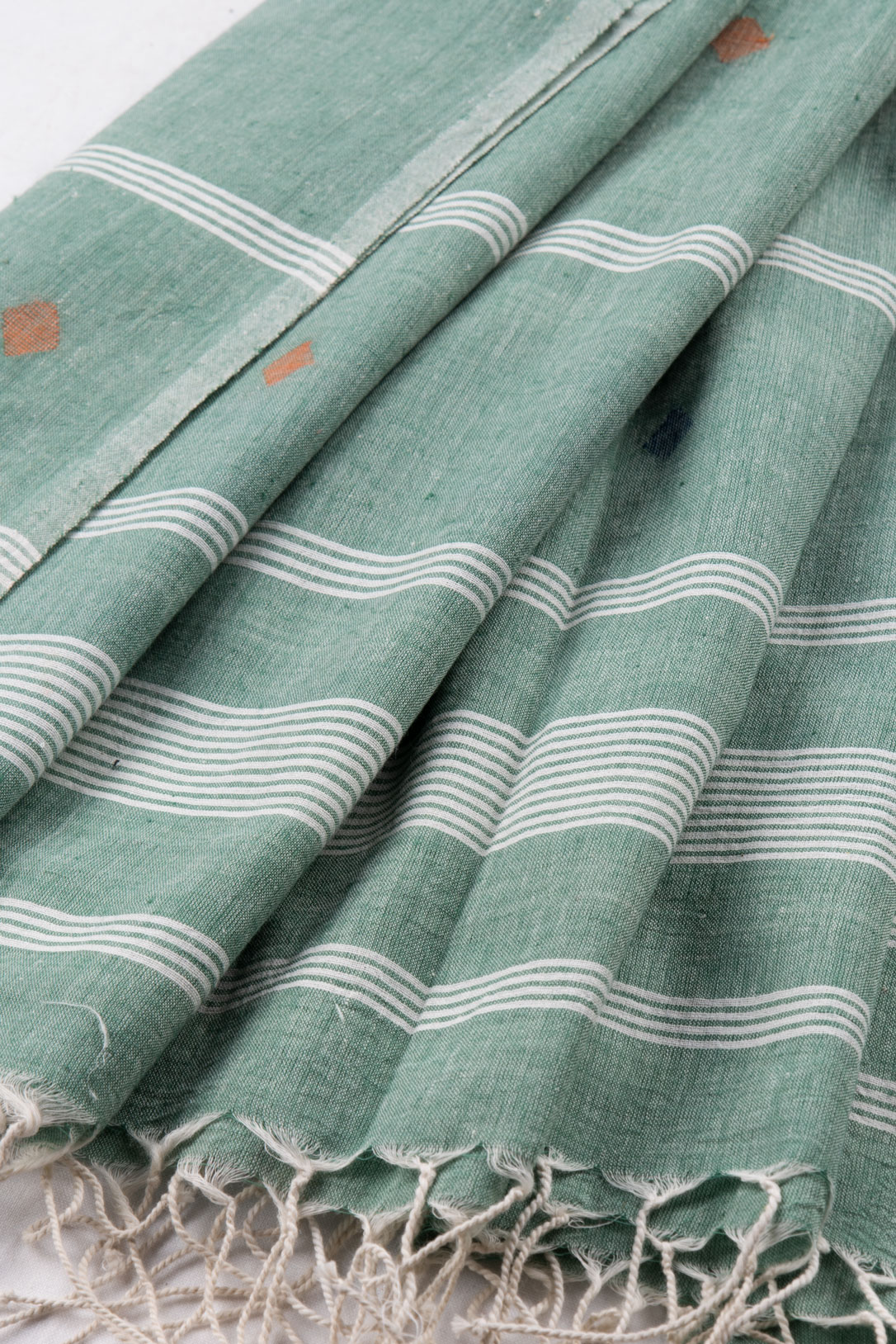 HANDWOVEN GREEN SCARF