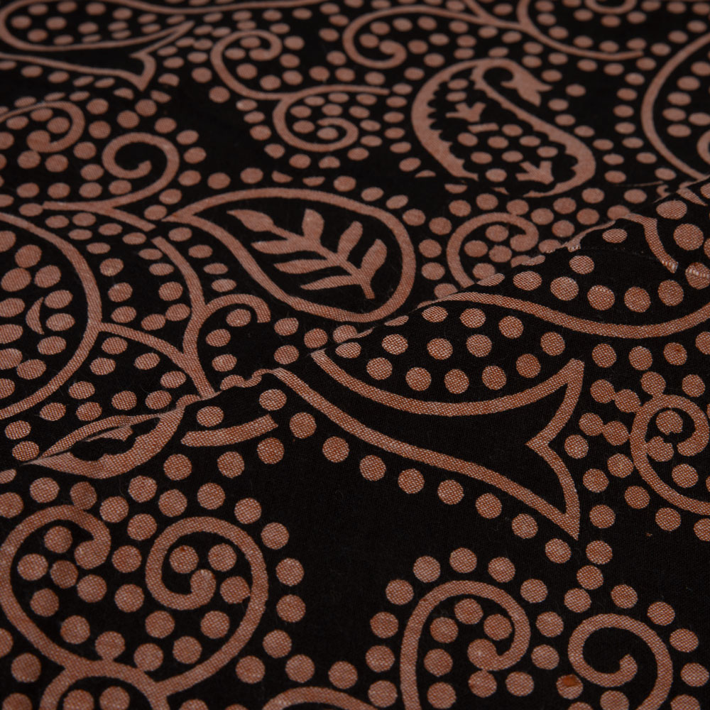 PAISLEY BROWN & BLACK SCREENPRINTED COTTON KHADI 88 GSM HANDWOVEN FABRIC