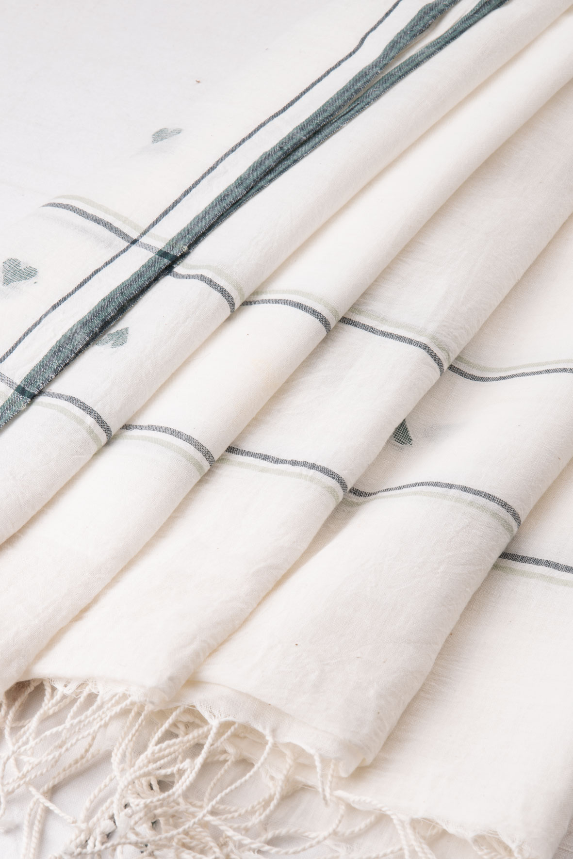 HANDWOVEN WHITE SCARF 92