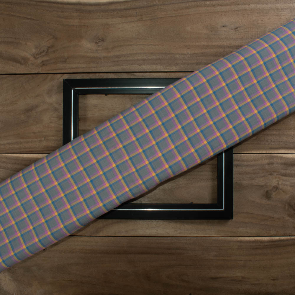 Check Multicolor Pure Cotton 105 GSM Handwoven Fabric 676