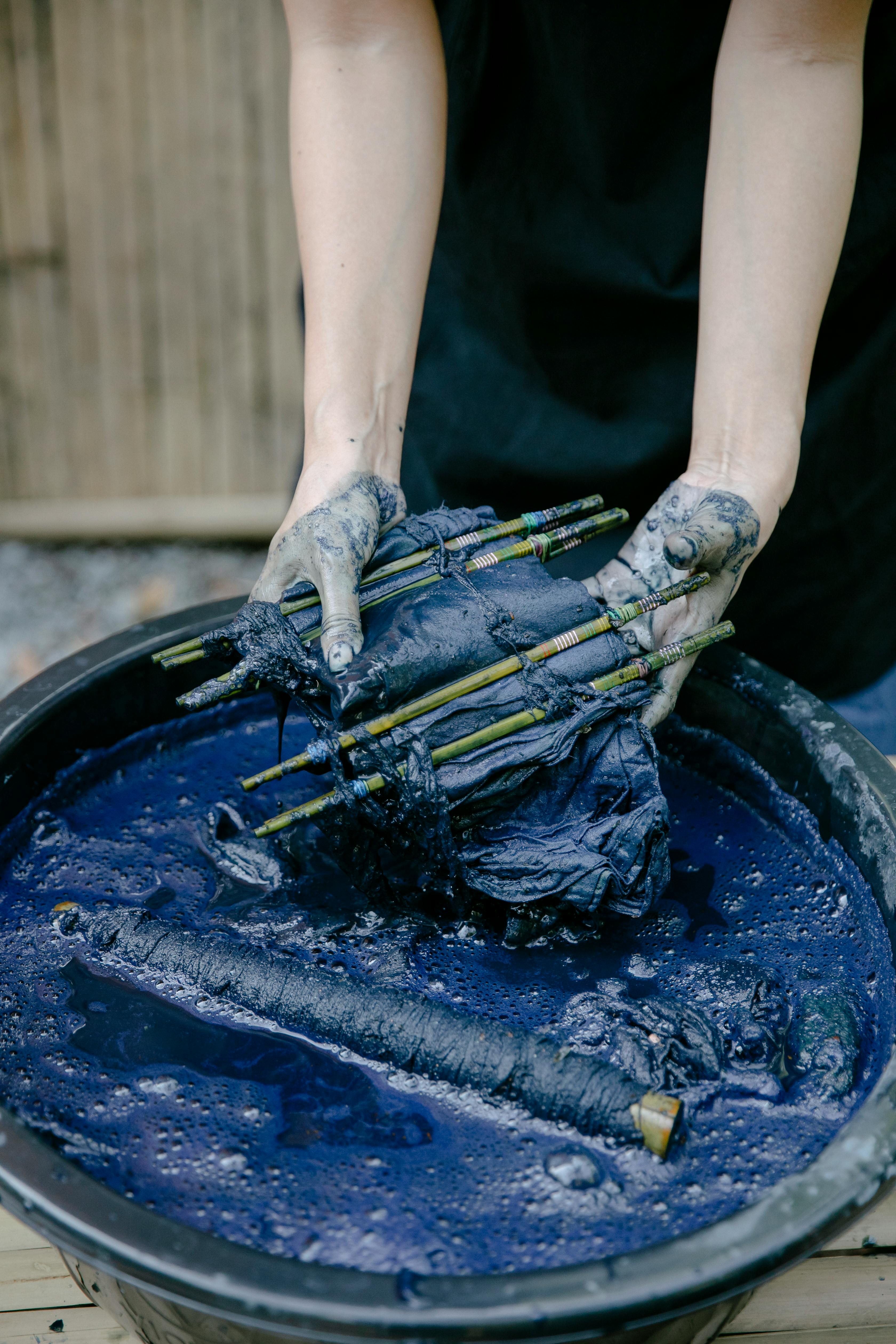  TIE-DYE TECHNIQUE
