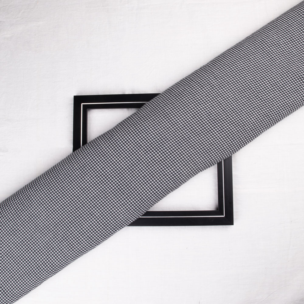 Check Black & White Pure Cotton 80 GSM Handwoven Fabric 278