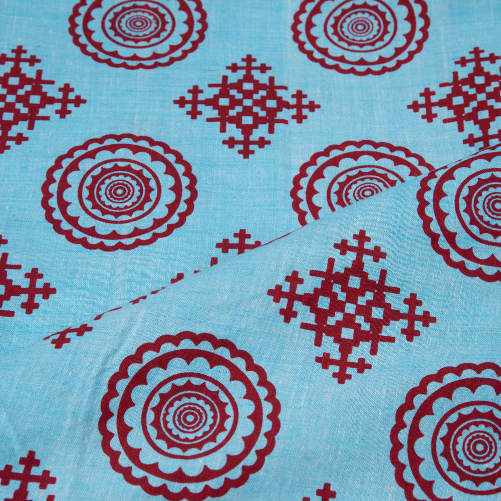 GEOMETRIC BLUE SCREENPRINTED COTTON KHADI 83 GSM HANDWOVEN FABRIC