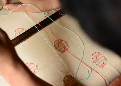 Jamdani Fabric being handwoven by Artisan