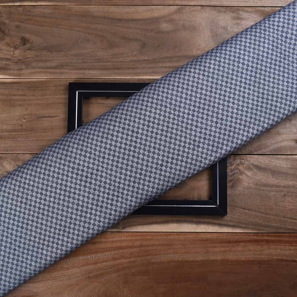 Check White & Navy Twill Pure Cotton 100 GSM Handwoven Fabric