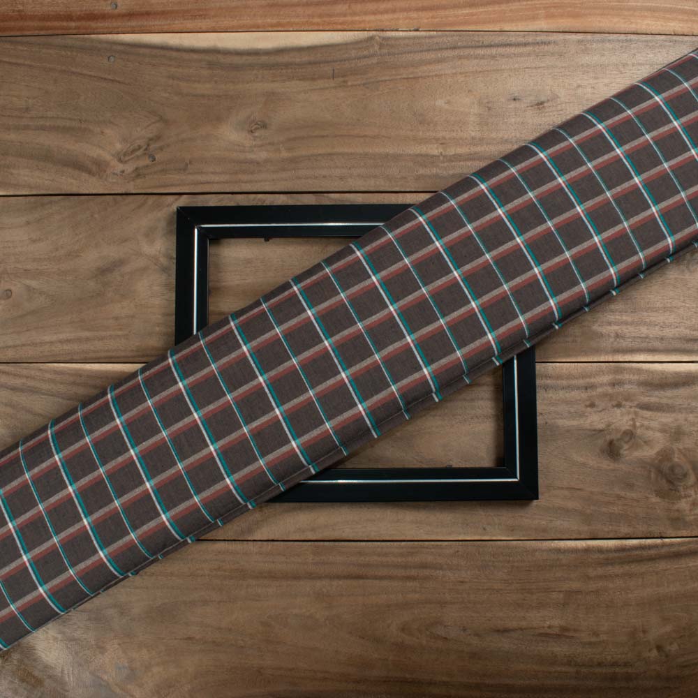 Check Multicolor Pure Cotton 100 GSM Handwoven Fabric 628