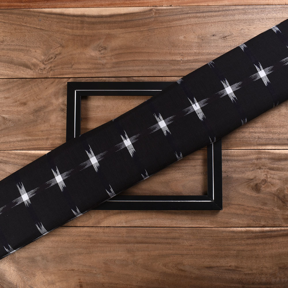 Black White Ikkat Pure Cotton 80 GSM Handwoven Fabric 02