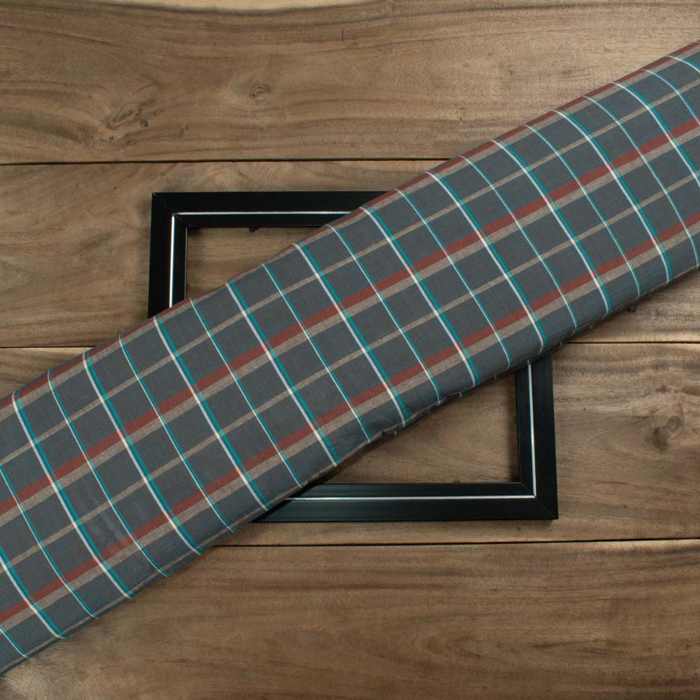 Check Multicolor Pure Cotton 100 GSM Handwoven Fabric 625