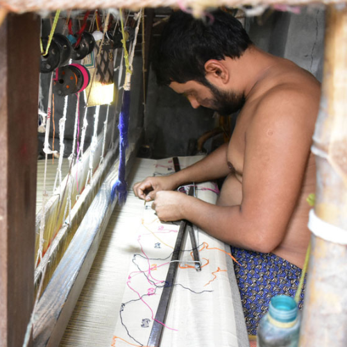 Artisan Nanu Dutta Weaving Jamdani
