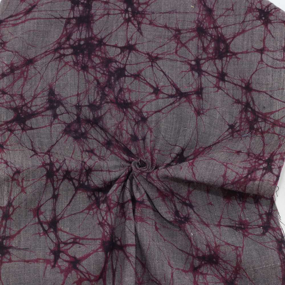 Abstract Grey Maroon Batik Cotton 95 GSM Fabric - Hand Printed