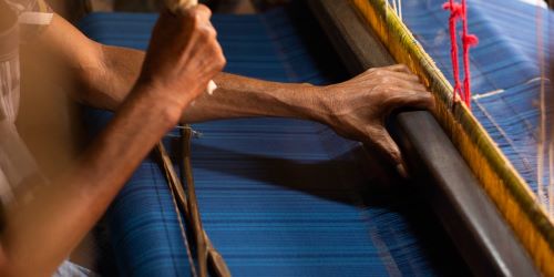 3 Types Of Basic Weaves & Their Impact On Fabric Property