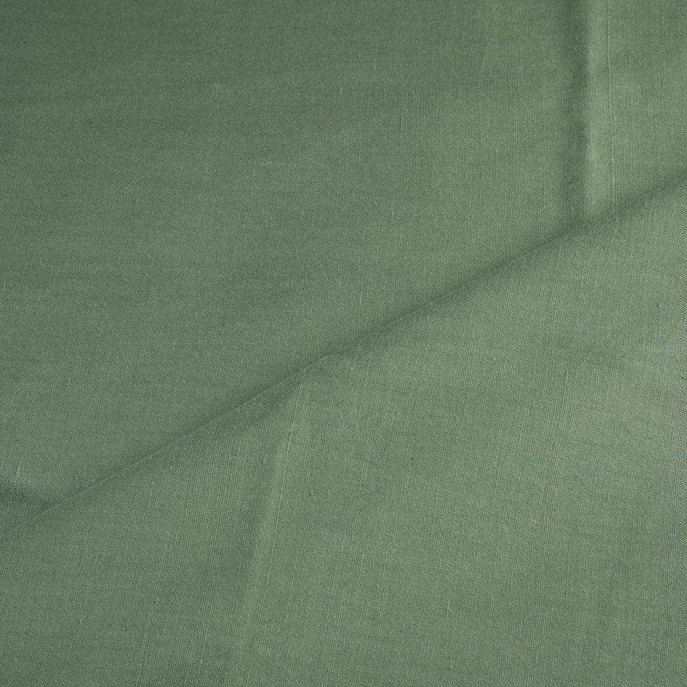 Plain Dark Green Natural Mulberry Dyed 115 GSM Handwoven Cotton Fabric