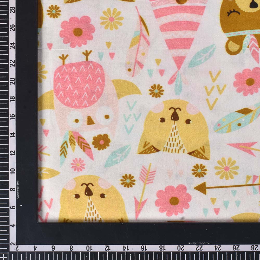 ABSTRACT WHITE DIGITAL PRINTED KHADI COTTON 120 GSM HANDWOVEN FABRIC 44