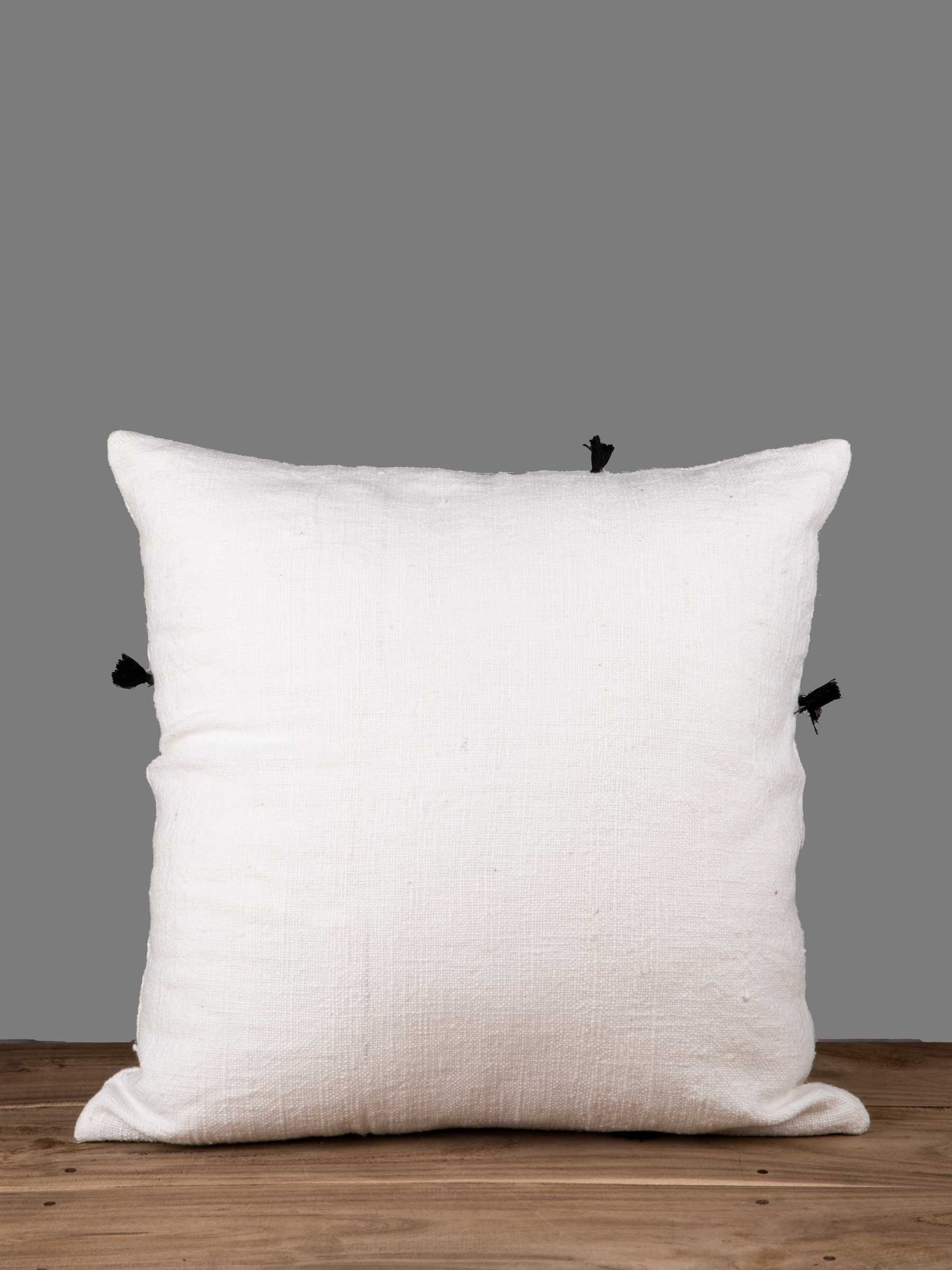 Square Cushion Cover style - 5