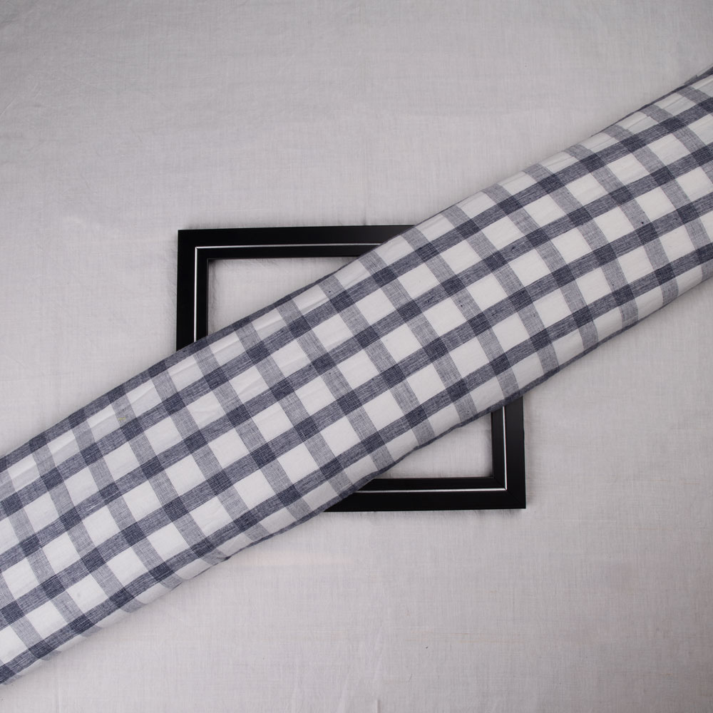 Check Black & White Pure Cotton 104 GSM Handwoven Fabric 266