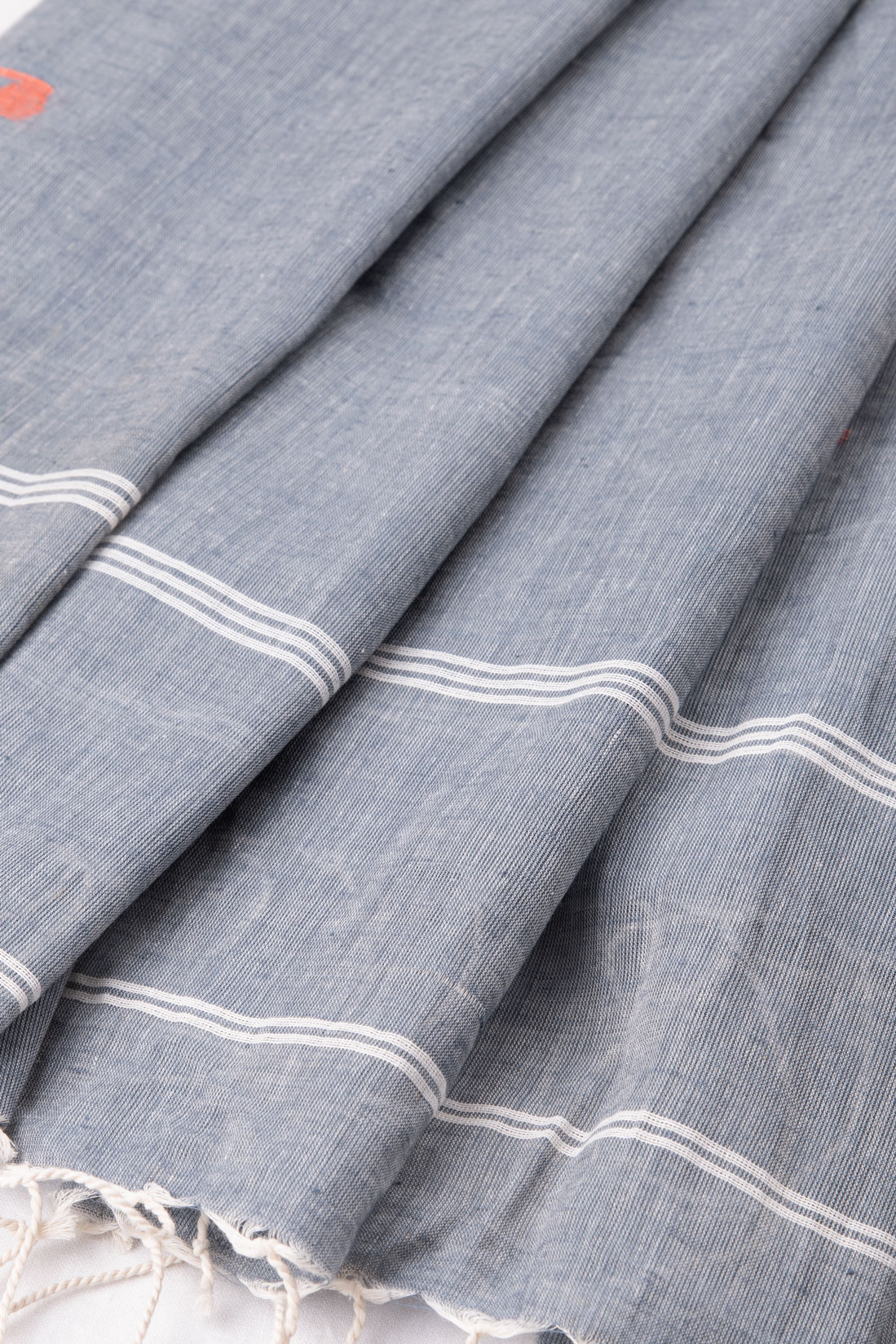 HANDWOVEN GREY SCARF