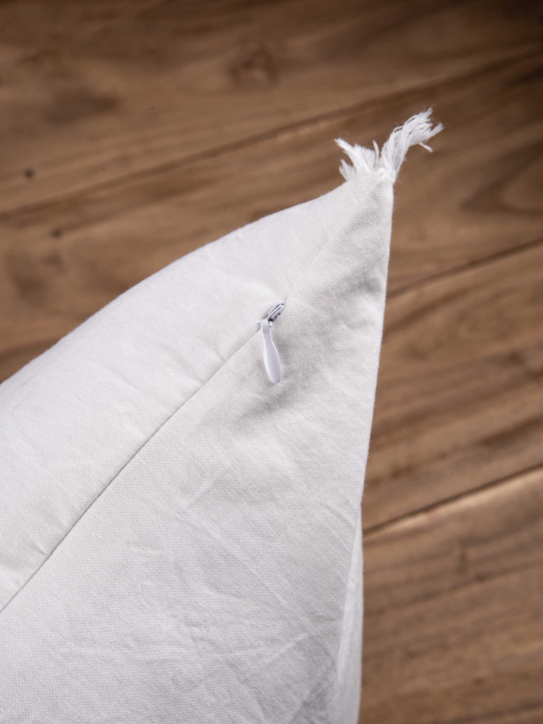 Square Cushion Cover style - 9