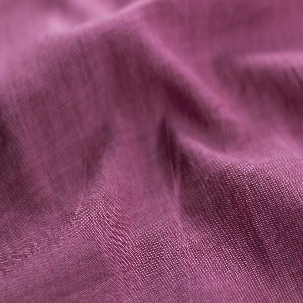 CROSS COLOUR PLUM PURE COTTON 95 GSM HANDWOVEN FABRIC