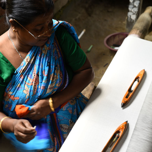 Artisan Weaving Shibori Fabric
