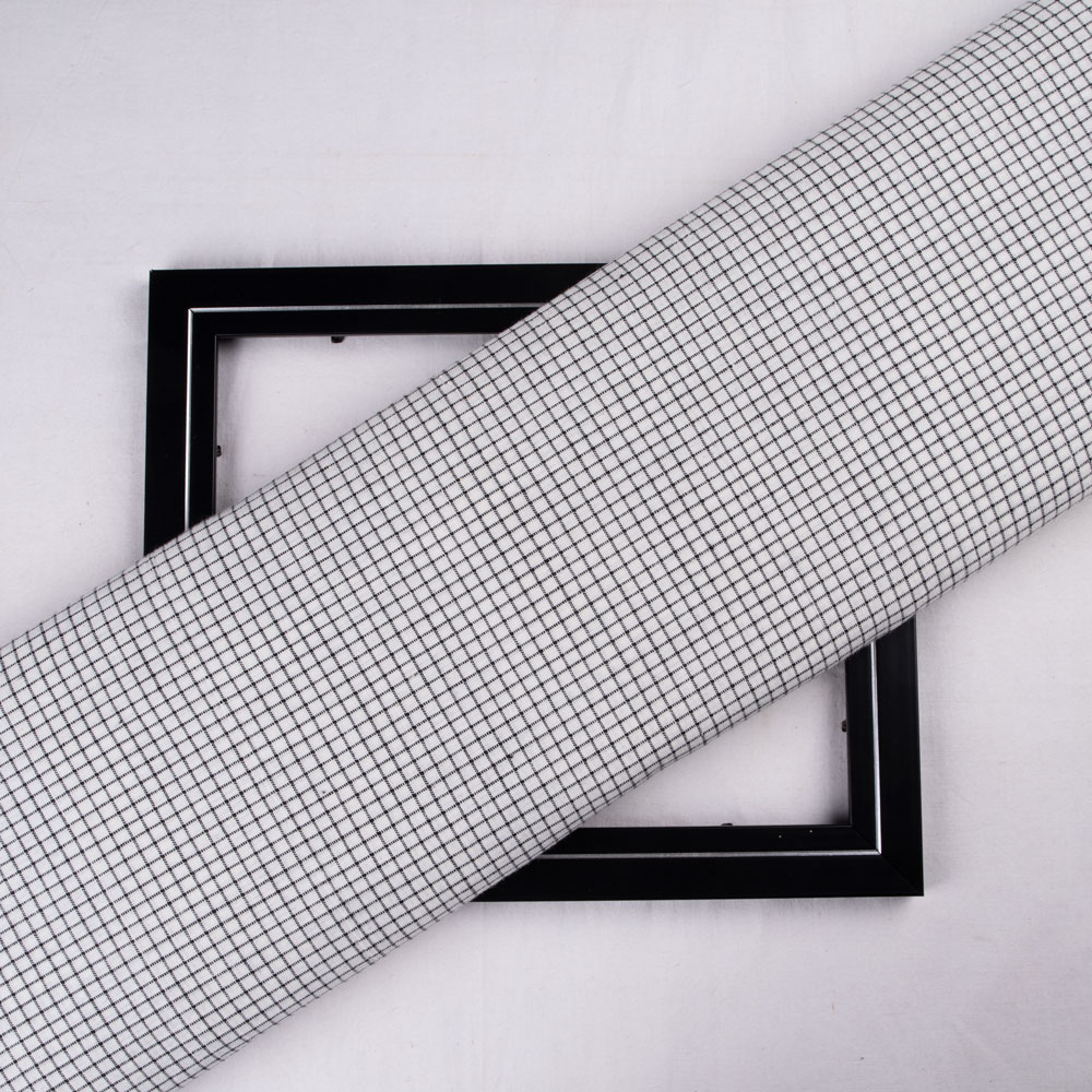 Check White & Black Pure Cotton 116 GSM Handwoven Fabric
