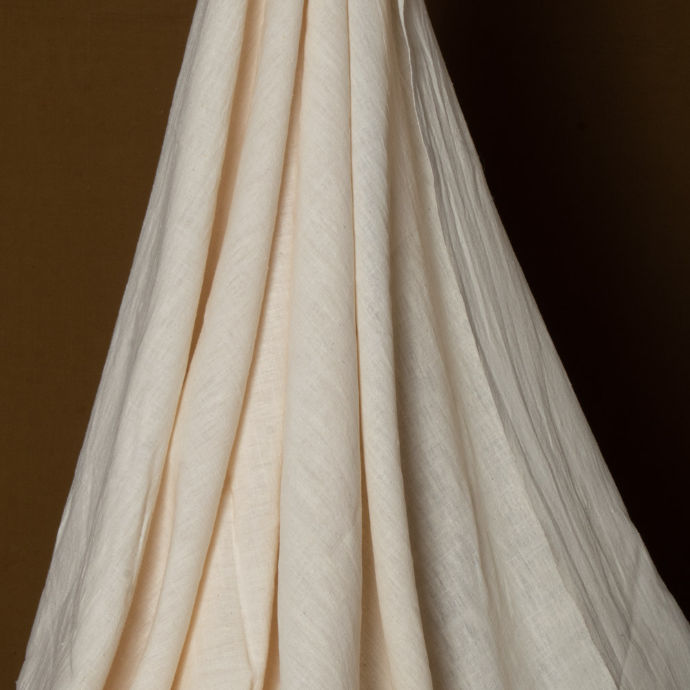 Plain White Matka Silk & Cotton Blend 130 GSM Handwoven Fabric 44