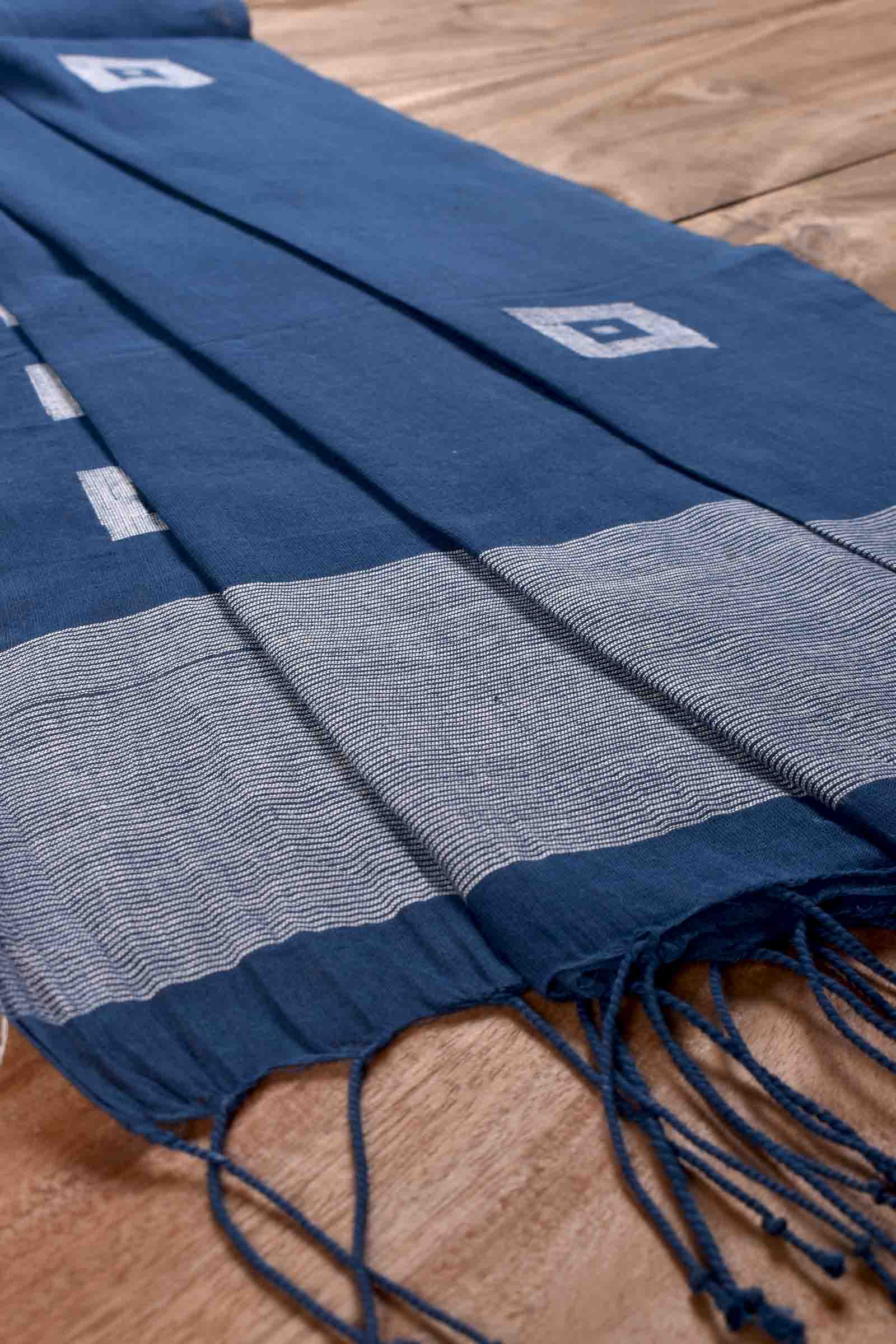 GEOMETRIC BLUE HANDWOVEN PURE COTTON SCARF