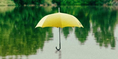 5 SUGGESTIONS FOR MONSOON WEAR