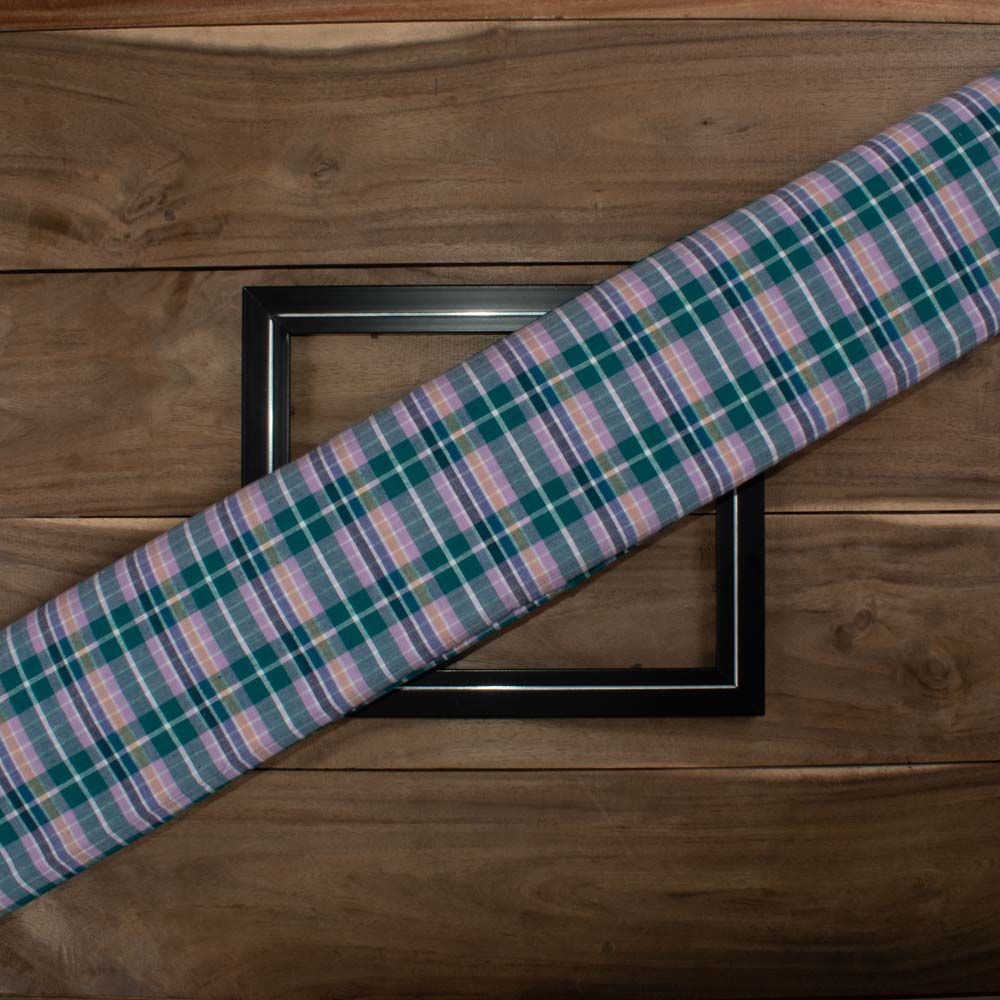 Check Multicolor Pure Cotton 90 GSM Handwoven Fabric 695