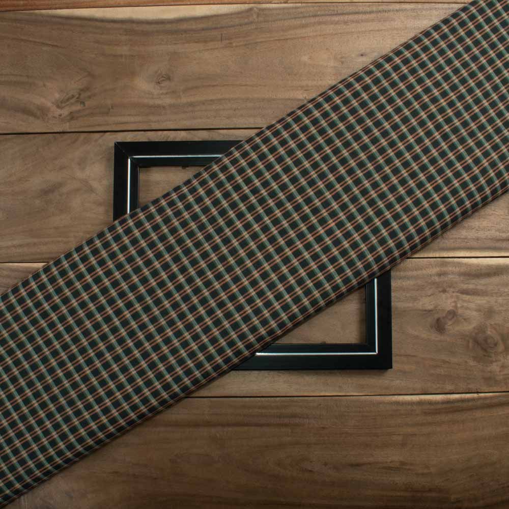 Check Multicolor Pure Cotton 105 GSM Handwoven Fabric 657