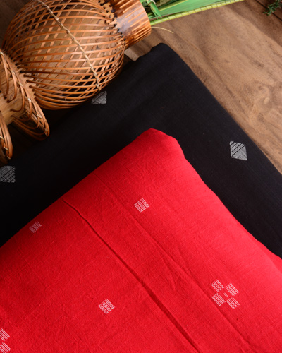 Anuprerns's Handwoven Jamdani Fabrics