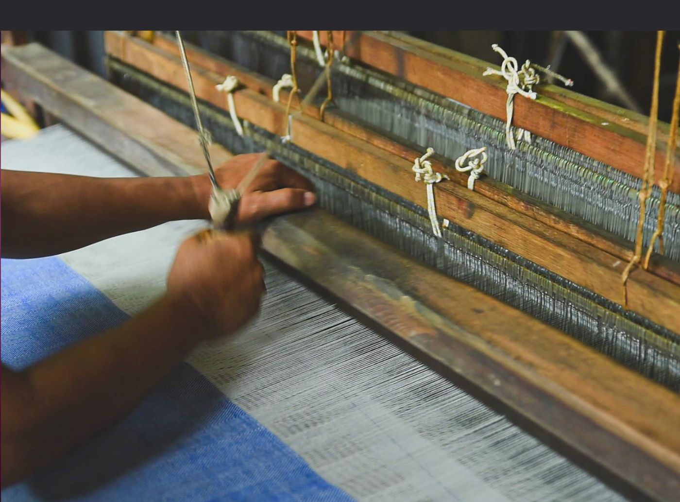 Denting & Weaving Process of Woolen Fabric
