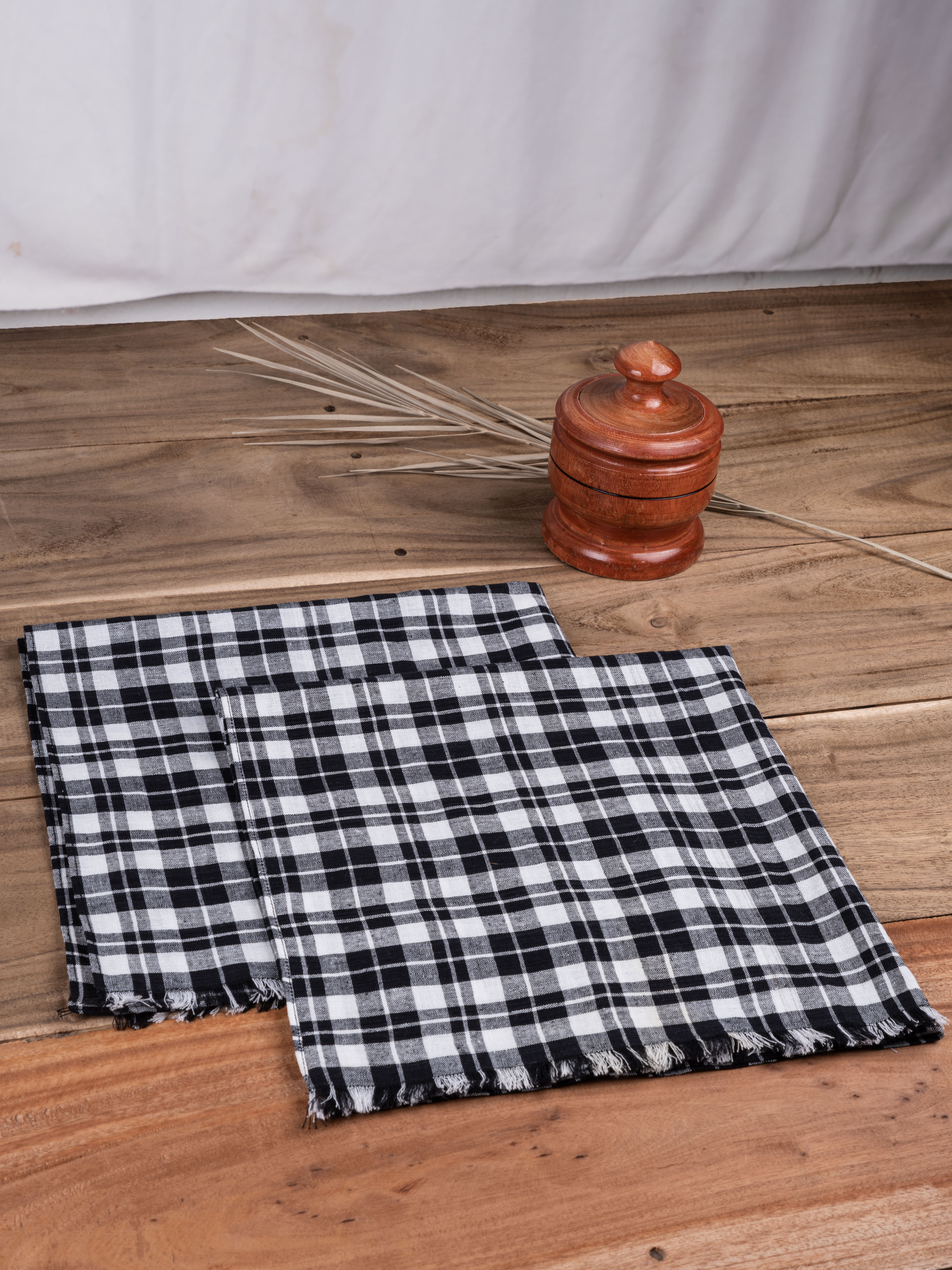 Check Black & White Handwoven Pure Cotton Table Napkin