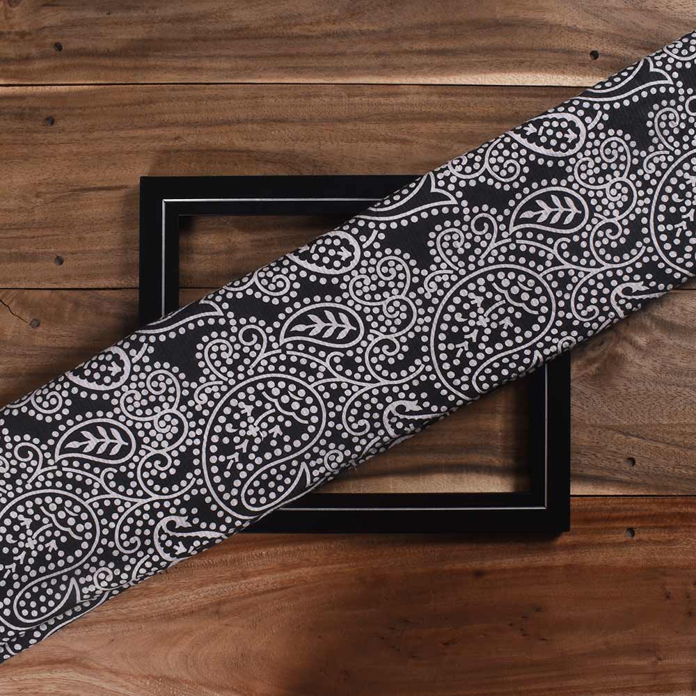 Paisley White & Black Screenprinted Cotton Khadi 104 GSM Handwoven Fabric