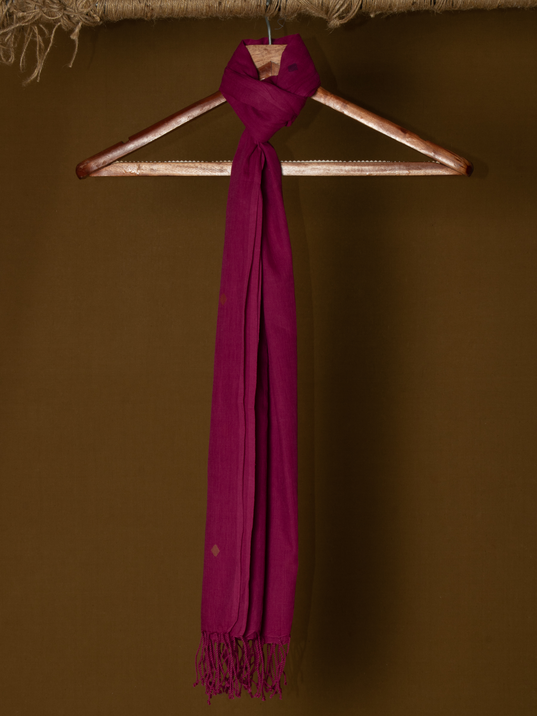 Geometric Redish Pink Jamdani Handwoven Pure Cotton Scarf 15