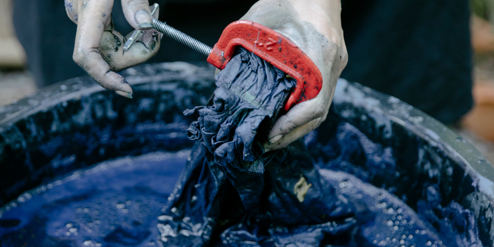 Garment Dyeing vs. Fabric Dyeing: Which Method is Best for Your Fashion Line?