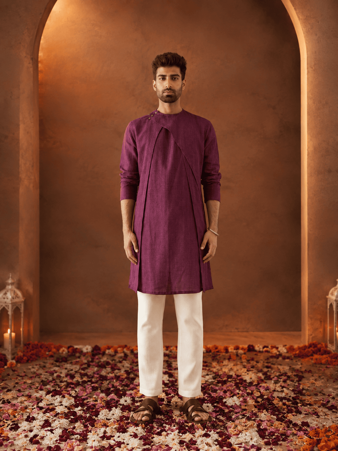 Layered Men's Kurta With High Neck
